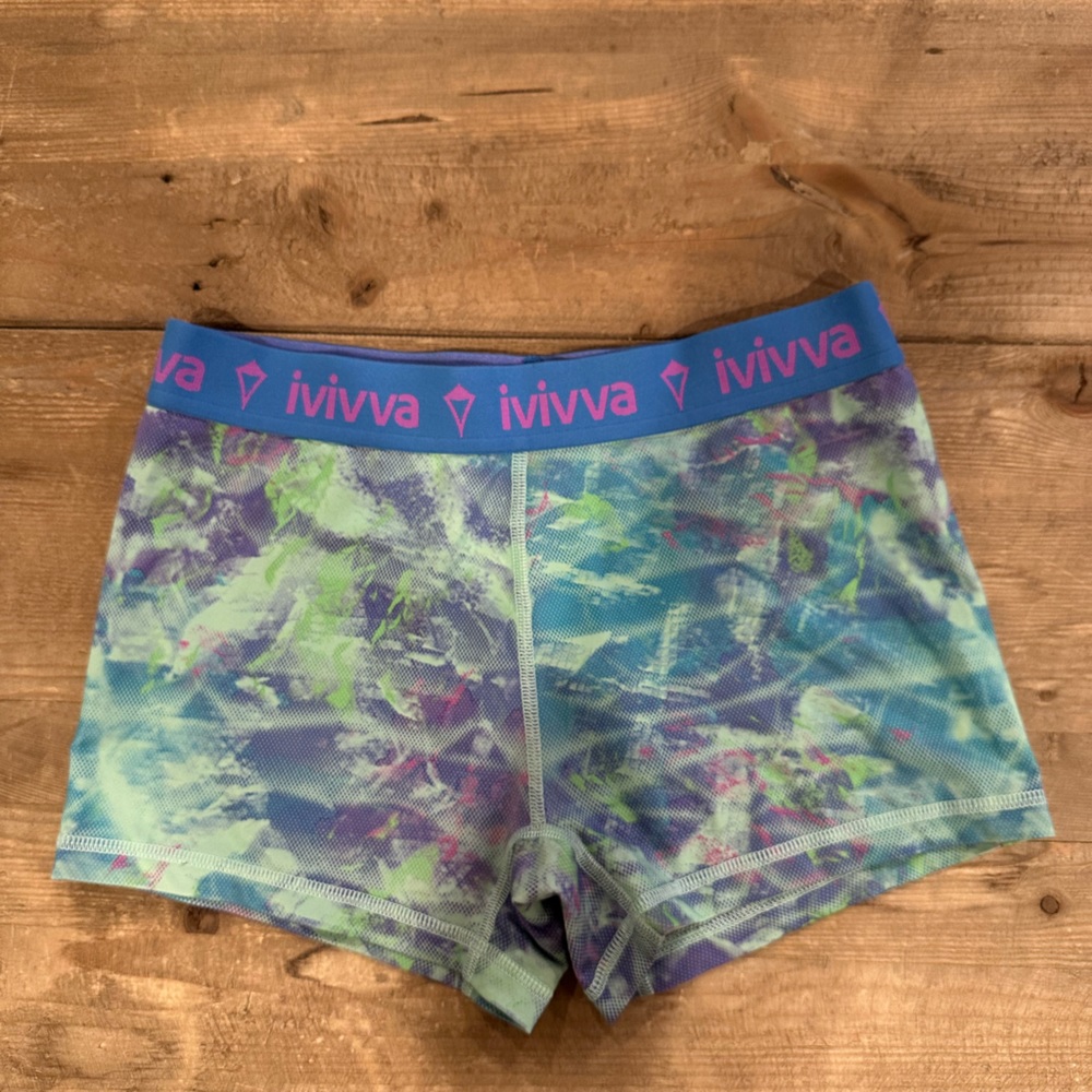 Girls size 14 or ladies XS Ivivva running/volleyball shorts! Multicolored